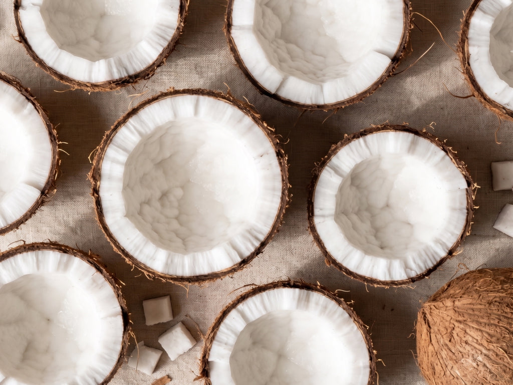 Il Cocco: Un Focus sulle sue Caratteristiche Nutrizionali e Utilizzi Culinari
